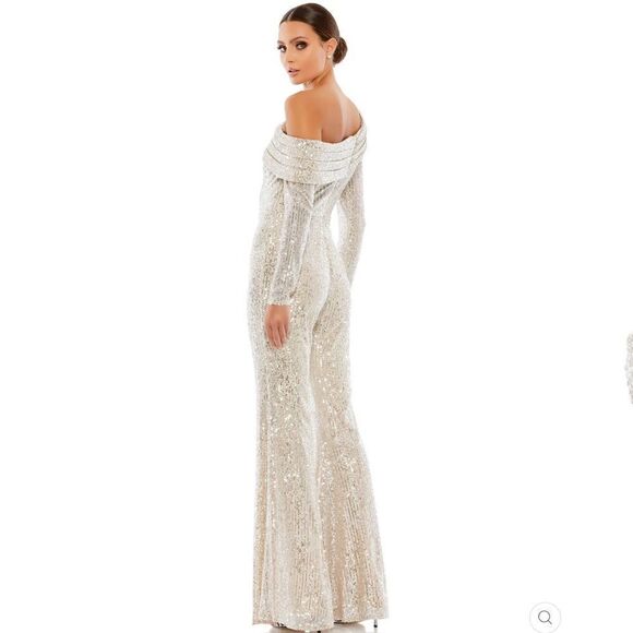 Mac Duggal 26596 SEQUINED DROP SHOULDER LONG SLEEVE JUMPSUIT - Picture 4 of 14